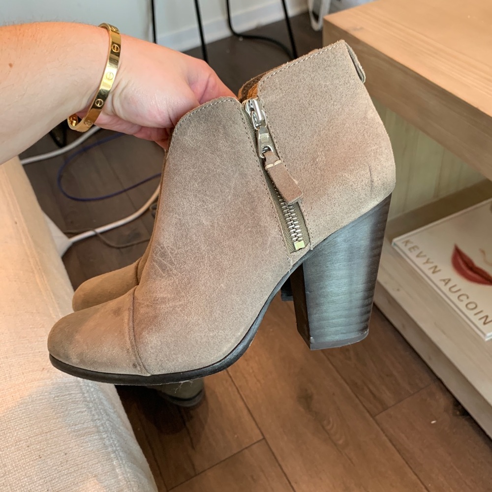 ❌❌SOLD❌❌Rag & Bone Suede Booties